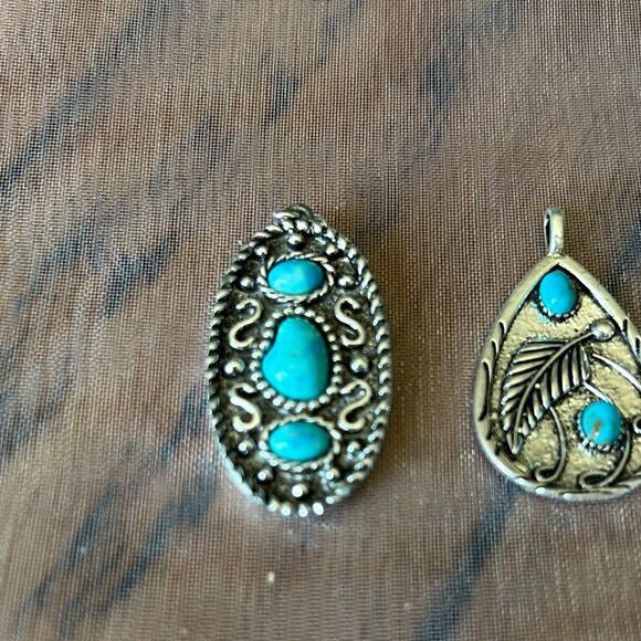 Vintage Turquoise and silver BOHO Pendant Set - Picture 2 of 7